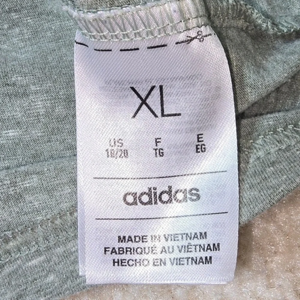 Adidas‎ Boys Long Sleeve T-Shirt Hoodie Army Green Heathered Pullover Size XL